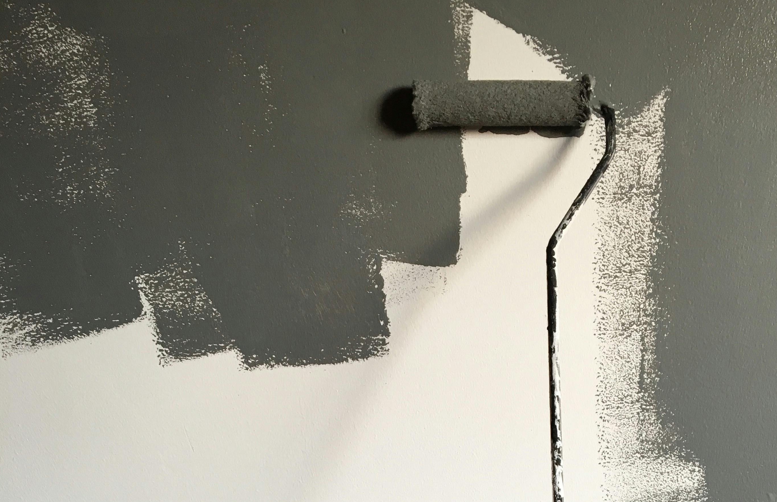 True craftsmanship lies in a seamless finish. Spot the difference between an amateur touch-up and a professional, invisible repair.